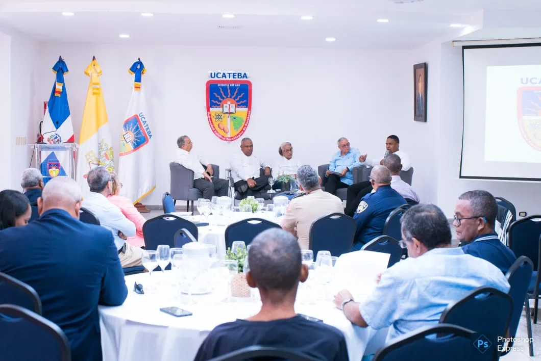 Seminario Agua y Miner&iacute;a en la Regi&oacute;n Enriquillo, Observatorio Ambiental de UCATEBA